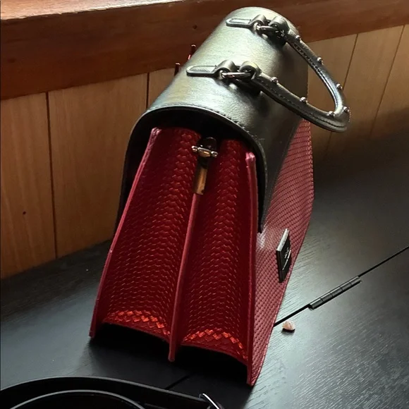 Marvel Scarlet Witch handbag - Picture 3 of 7